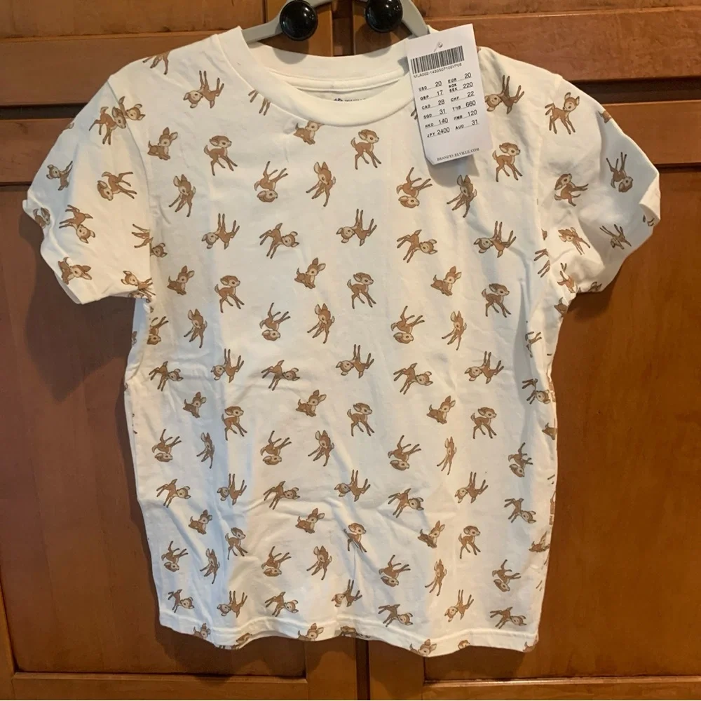 Brandy Melville T-shirt
Size Small
NWT - Picture 6 of 6